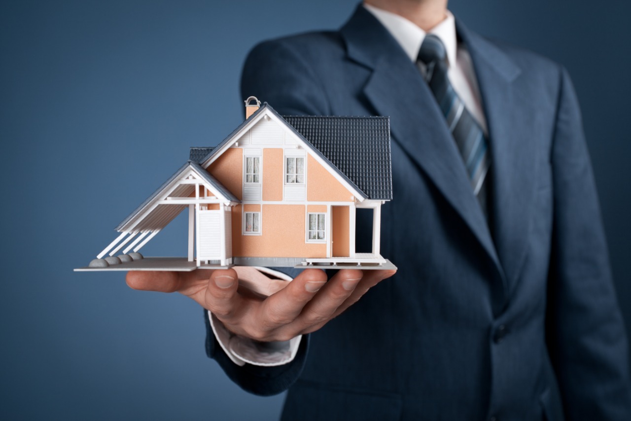 Estate Agent